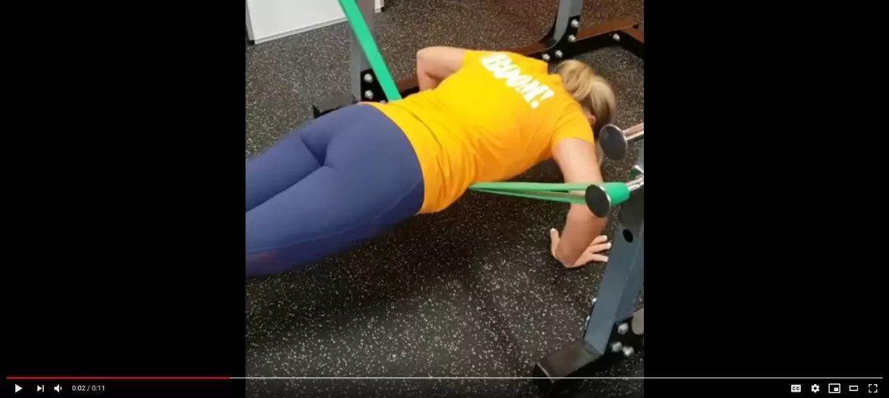 Virtual online fitness training